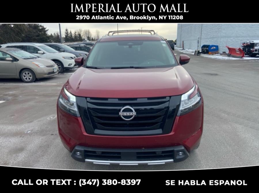 2022 Nissan Pathfinder SL 4WD photo