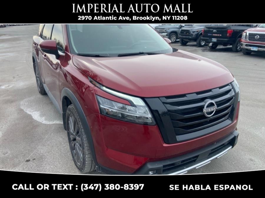 2022 Nissan Pathfinder SL 4WD photo