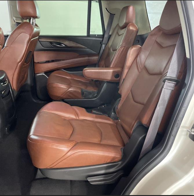 2015 Cadillac Escalade 4WD 4dr Premium photo