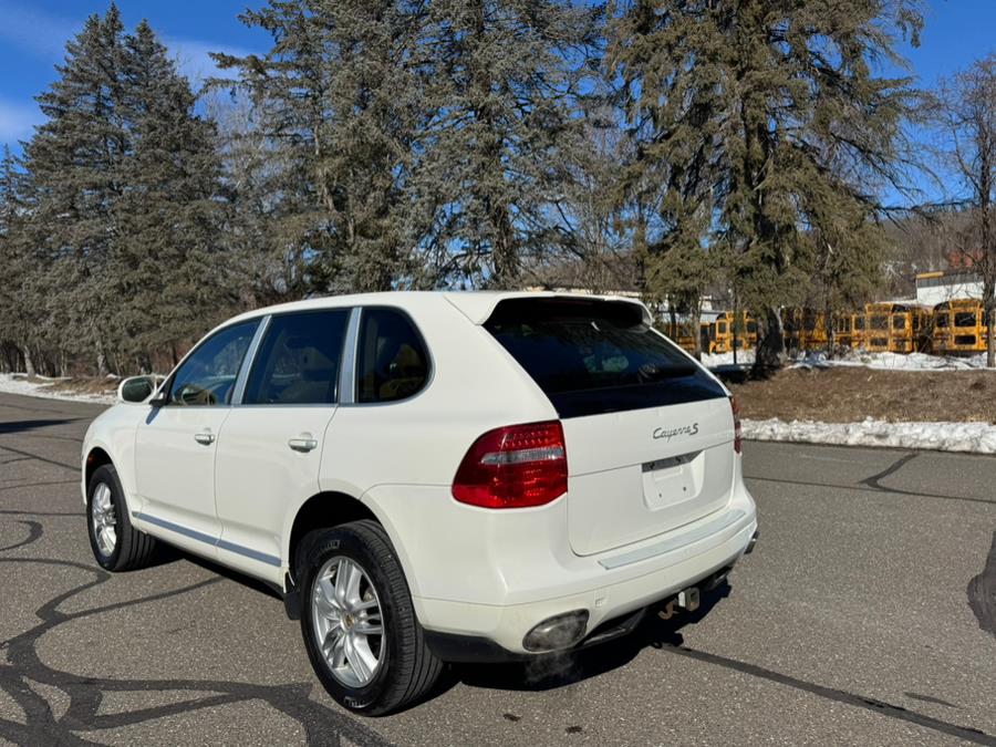 2009 Porsche Cayenne S photo