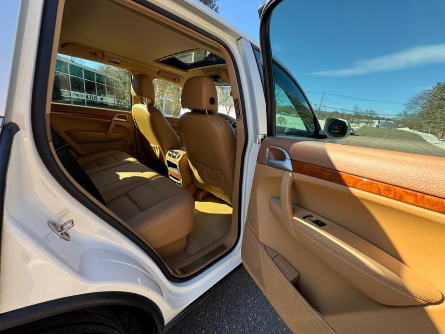 2009 Porsche Cayenne S photo