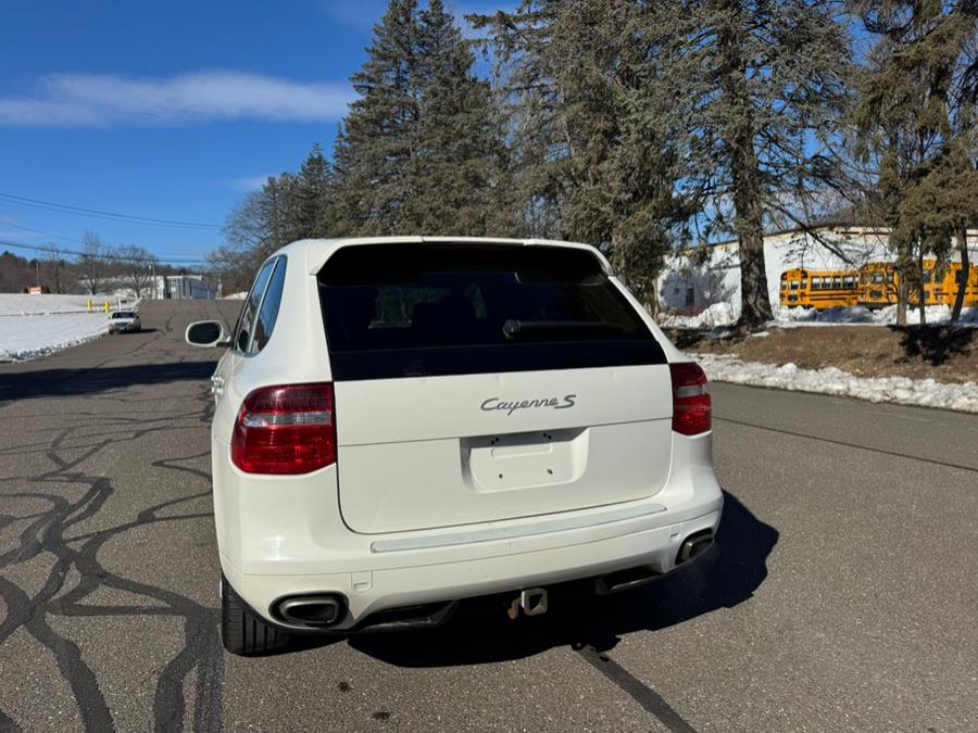 2009 Porsche Cayenne S photo