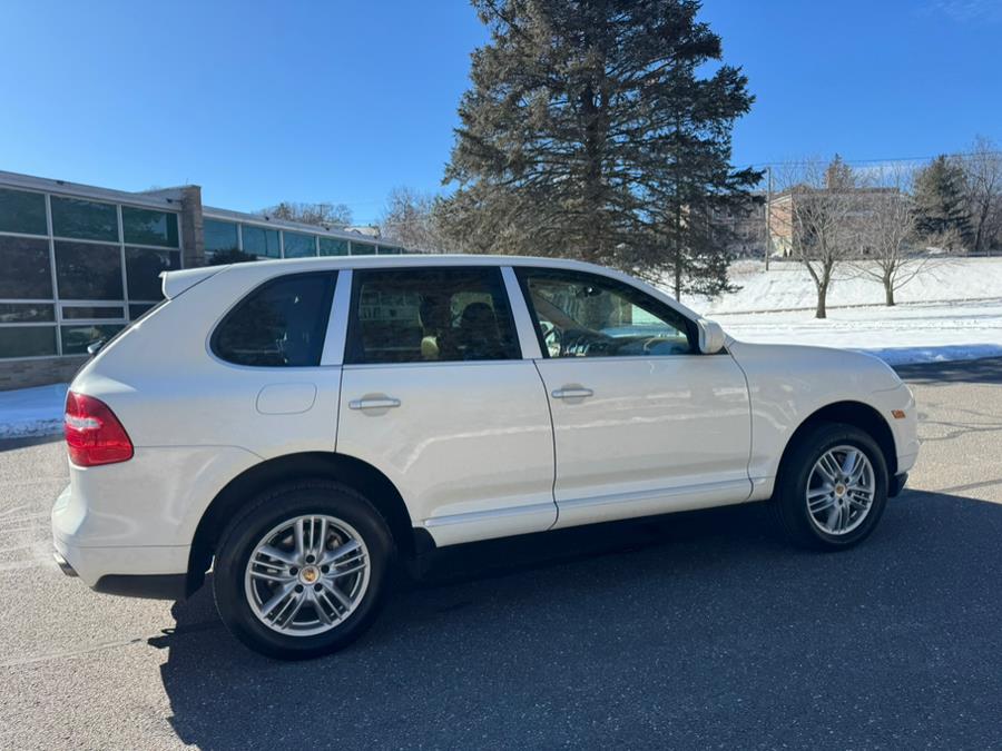 2009 Porsche Cayenne S photo