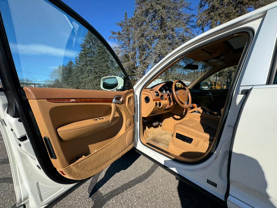 2009 Porsche Cayenne S photo