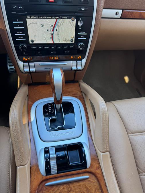 2009 Porsche Cayenne S photo