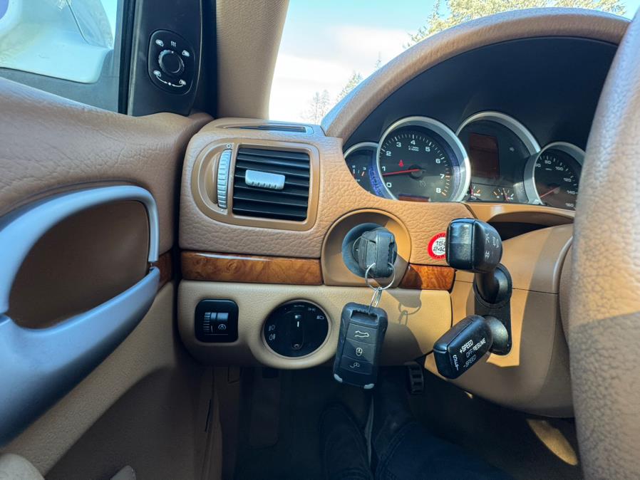 2009 Porsche Cayenne S photo