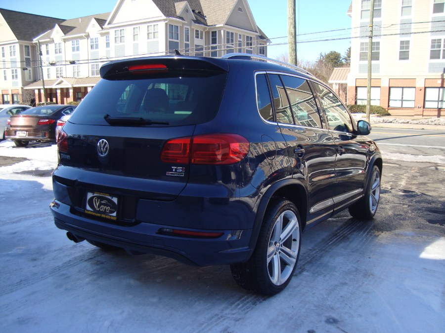 2016 Volkswagen Tiguan 4MOTION 4dr Auto R-Line photo
