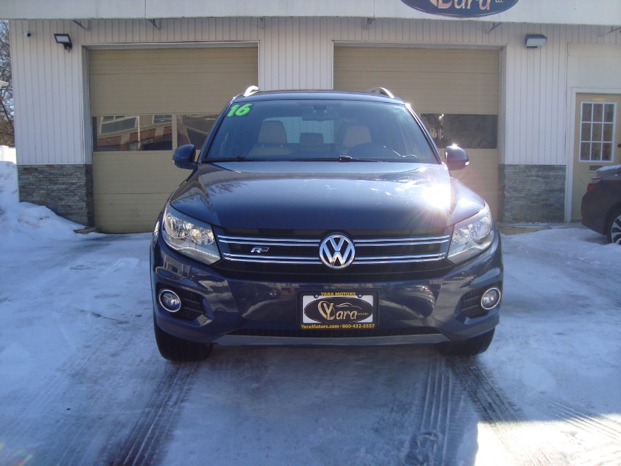 2016 Volkswagen Tiguan 4MOTION 4dr Auto R-Line photo