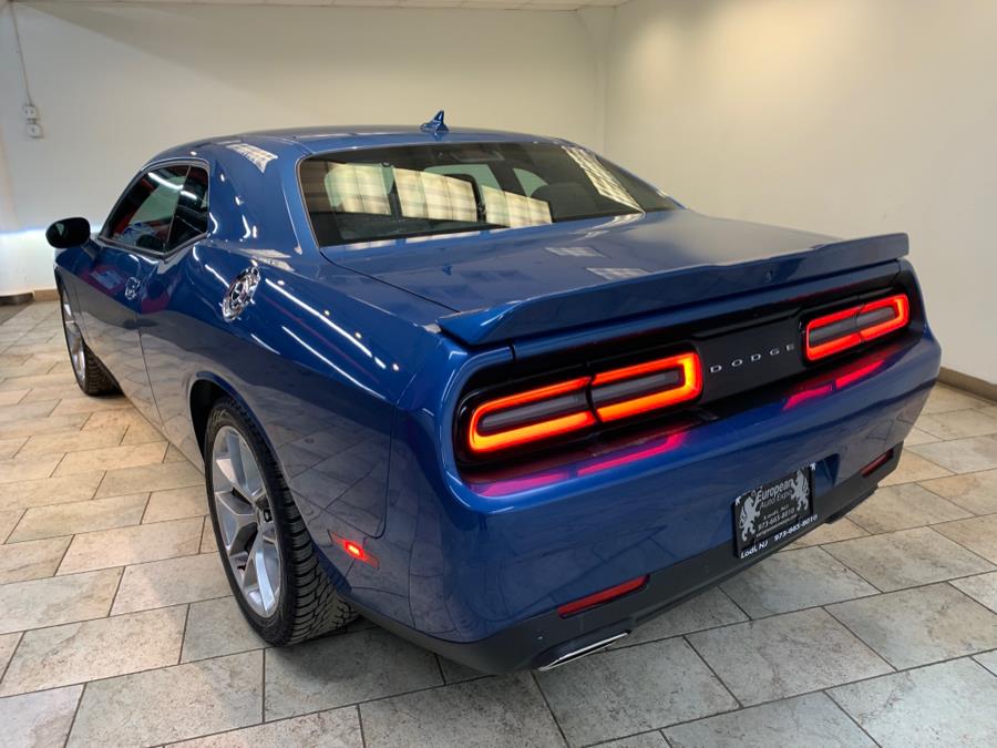 2021 Dodge Challenger GT RWD photo
