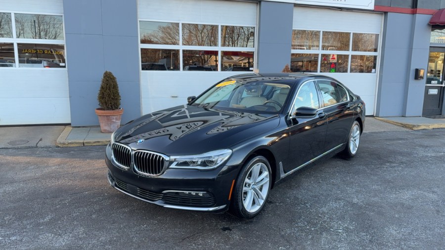 2018 BMW 7-Series 750i xDrive Sedan photo