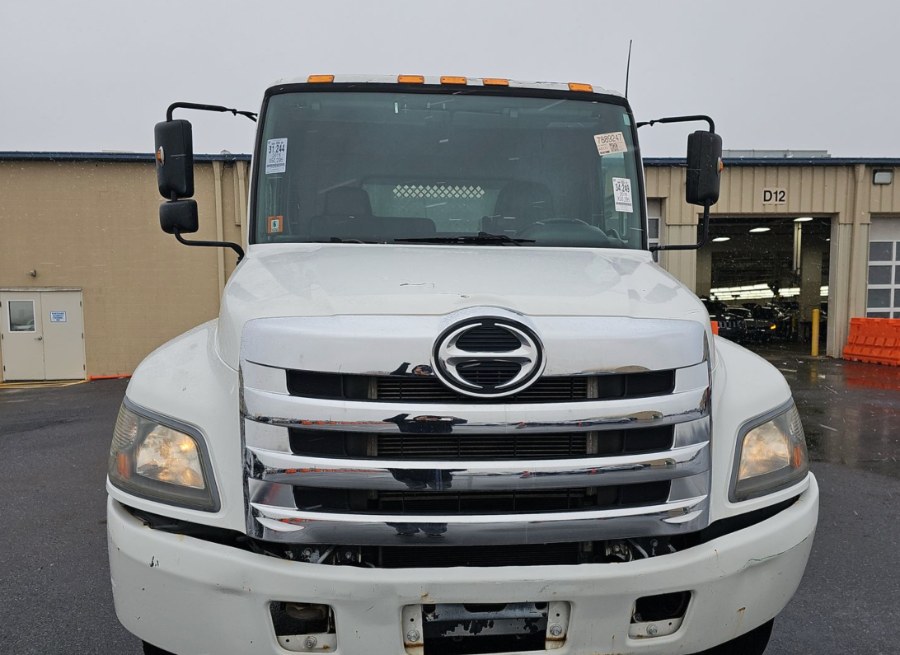 2017 Hino 268 24FT FLAT BED + LIFT GATE STAK photo
