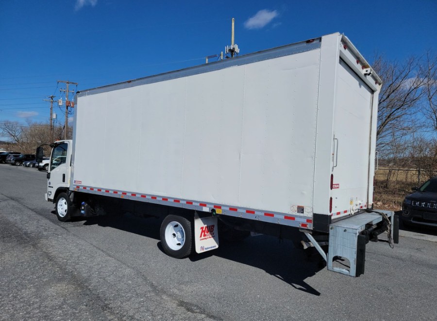 2018 Isuzu Nqr 20FT BOX + LIFT GATE + SIDE DO photo