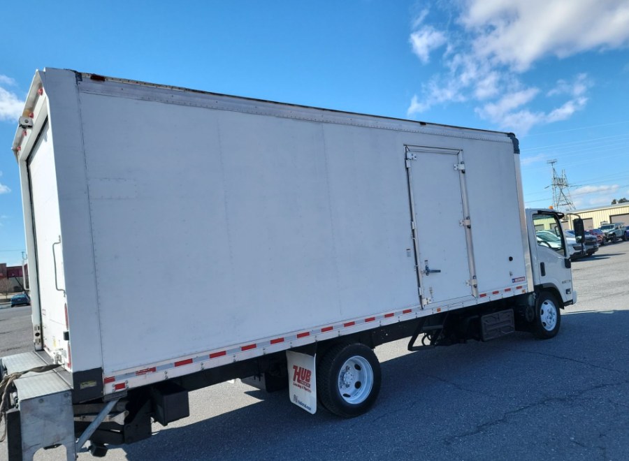 2018 Isuzu Nqr 20FT BOX + LIFT GATE + SIDE DO photo