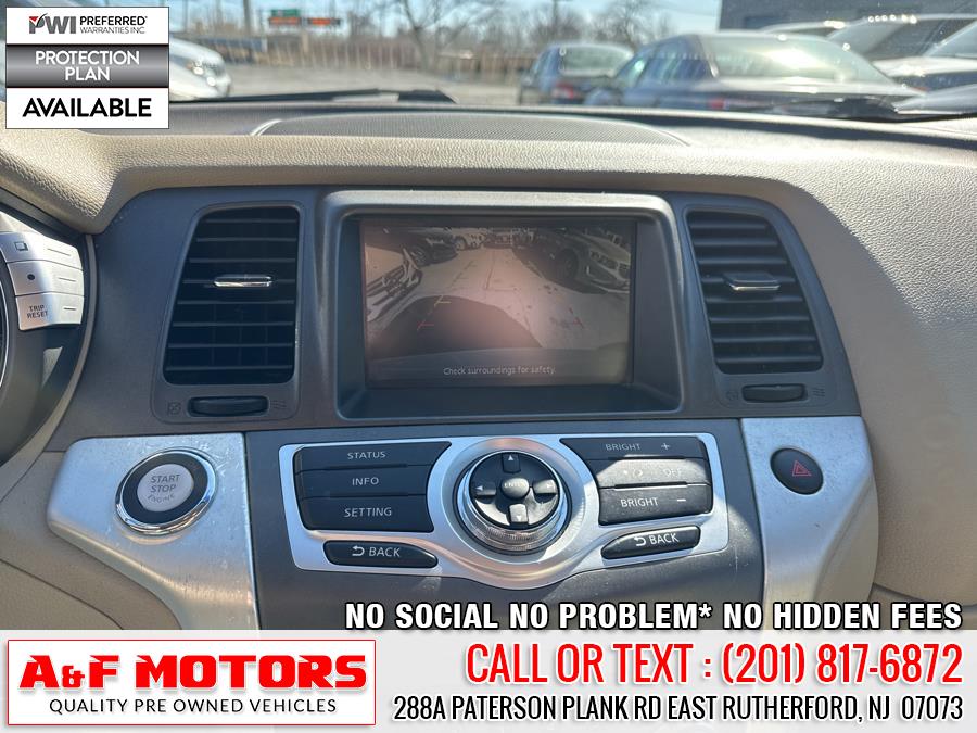 2012 Nissan Murano LE photo