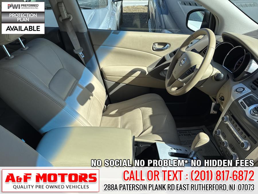 2012 Nissan Murano LE photo