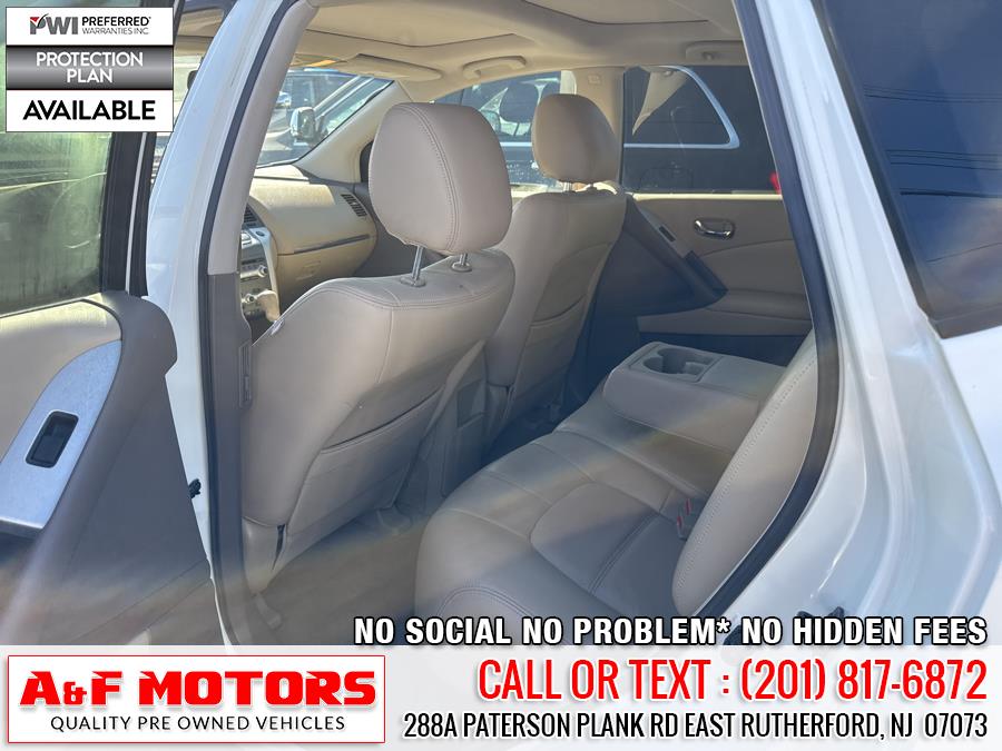 2012 Nissan Murano LE photo