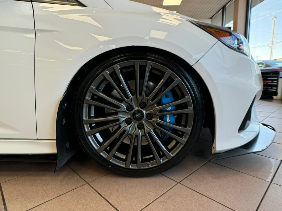 2016 Ford Focus 5dr HB RS photo