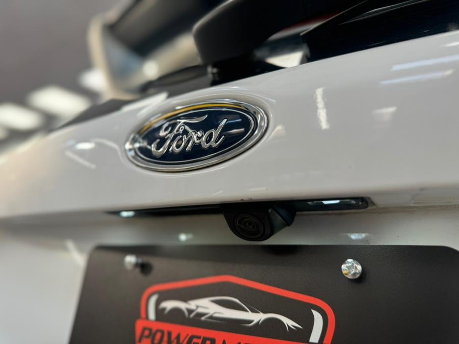 2016 Ford Focus 5dr HB RS photo