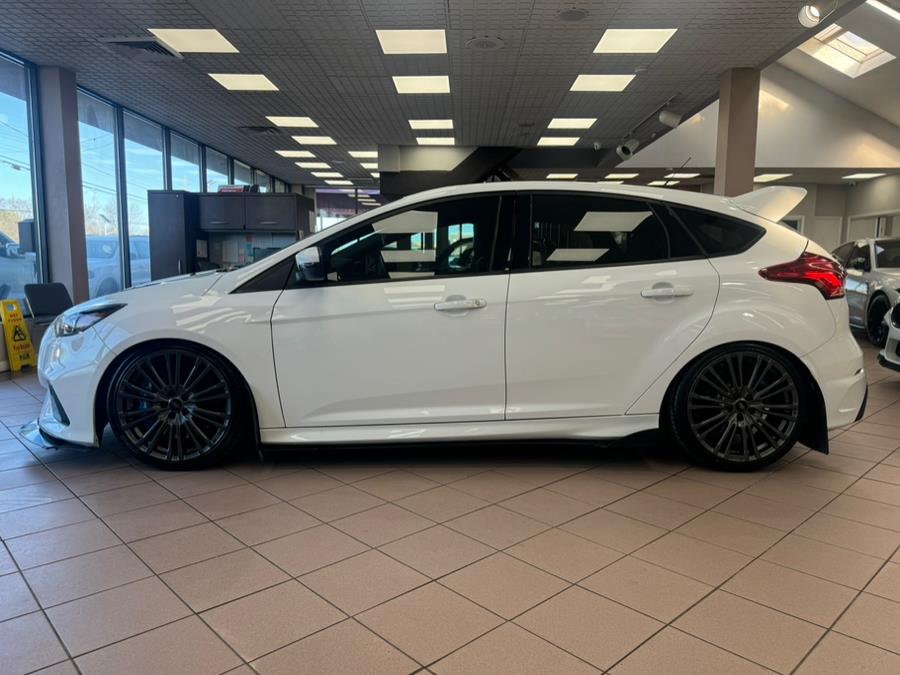 2016 Ford Focus 5dr HB RS photo
