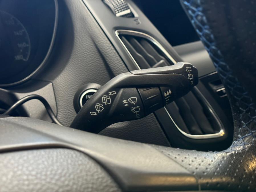 2016 Ford Focus 5dr HB RS photo