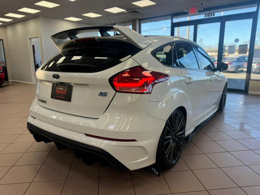 2016 Ford Focus 5dr HB RS photo