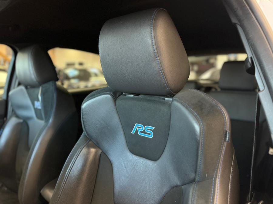 2016 Ford Focus 5dr HB RS photo