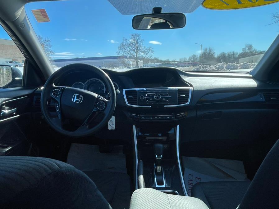 2017 Honda ACCORD SEDAN LX CVT photo