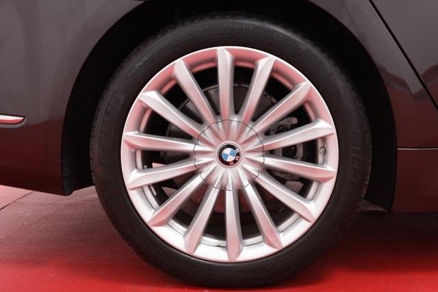 2022 BMW 7-Series 740i xDrive photo