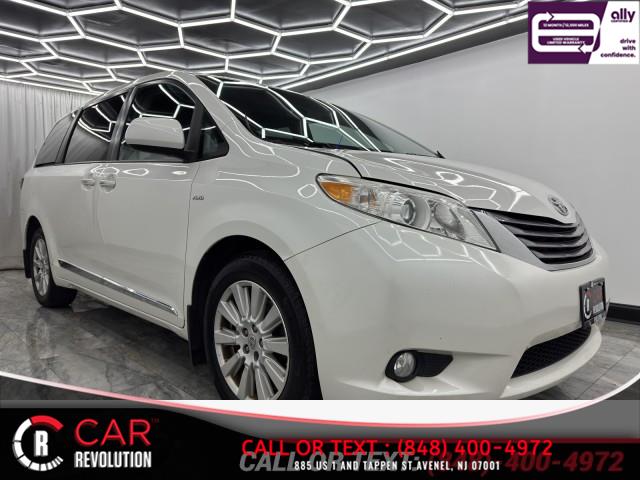 2017 Toyota Sienna XLE Premium AWD 7-PASSENGER photo