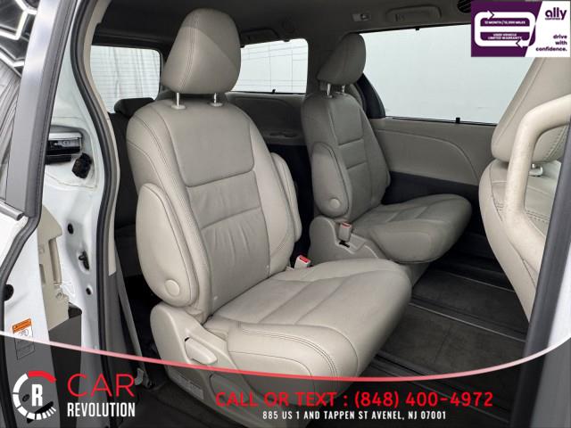 2017 Toyota Sienna XLE Premium AWD 7-PASSENGER photo