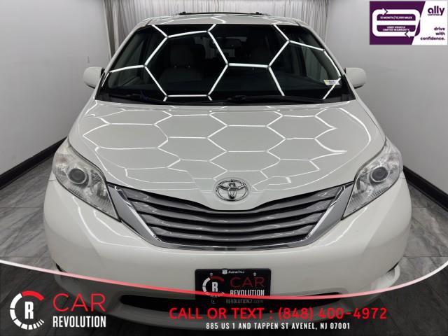 2017 Toyota Sienna XLE Premium AWD 7-PASSENGER photo