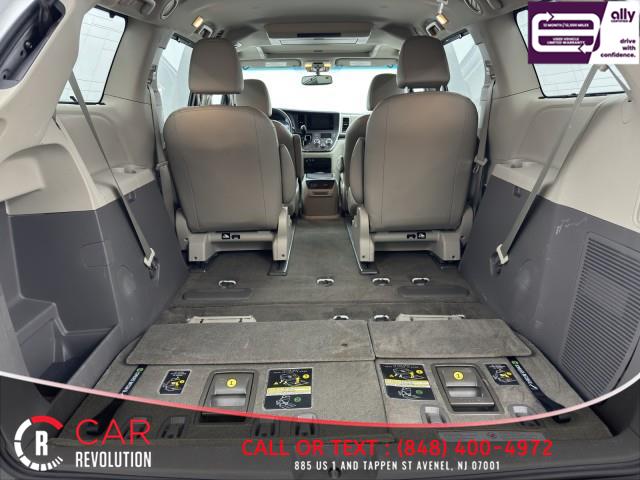 2017 Toyota Sienna XLE Premium AWD 7-PASSENGER photo