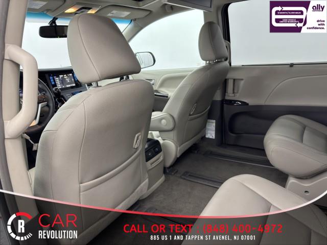 2017 Toyota Sienna XLE Premium AWD 7-PASSENGER photo