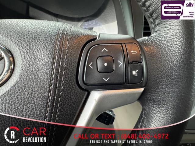 2017 Toyota Sienna XLE Premium AWD 7-PASSENGER photo