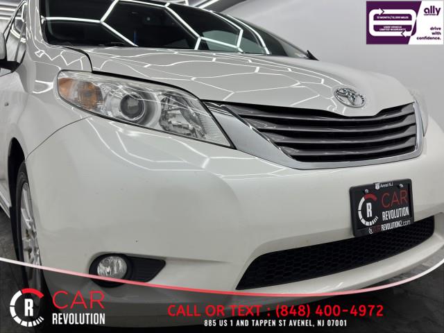 2017 Toyota Sienna XLE Premium AWD 7-PASSENGER photo