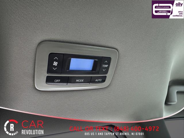 2017 Toyota Sienna XLE Premium AWD 7-PASSENGER photo