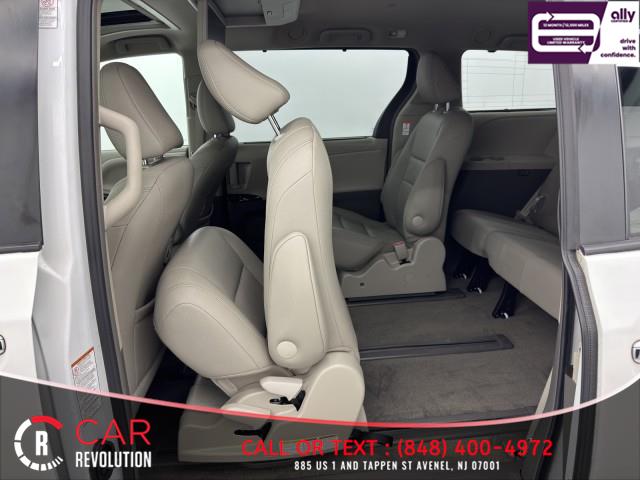 2017 Toyota Sienna XLE Premium AWD 7-PASSENGER photo