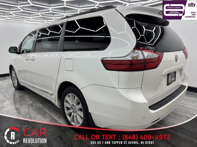 2017 Toyota Sienna XLE Premium AWD 7-PASSENGER photo