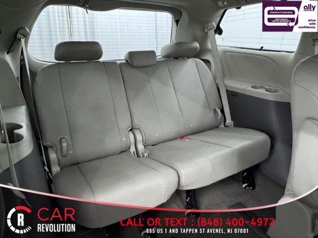 2017 Toyota Sienna XLE Premium AWD 7-PASSENGER photo