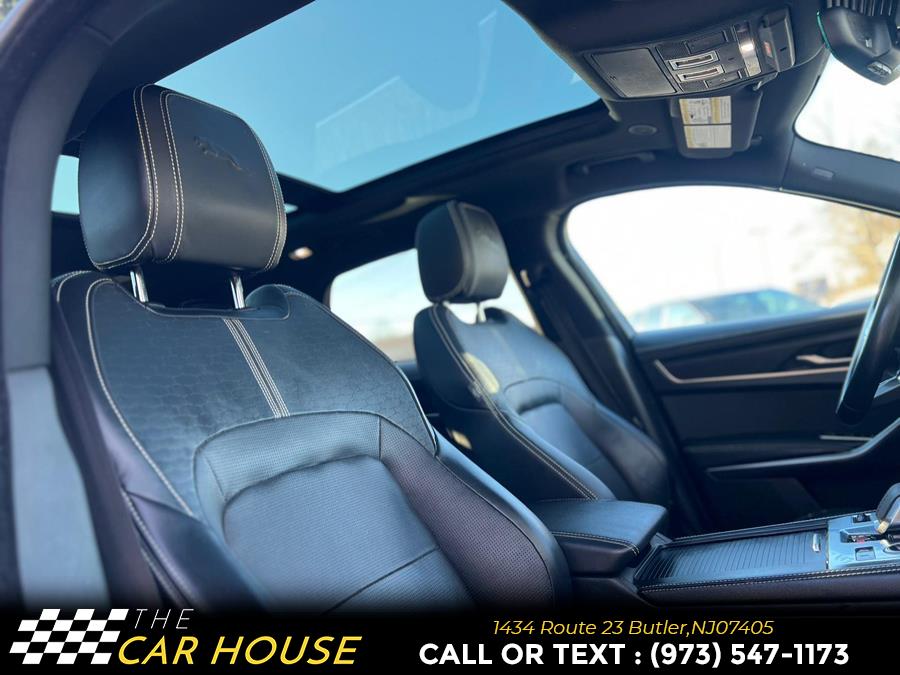2021 Jaguar F-Pace P400 AWD R-Dynamic S photo
