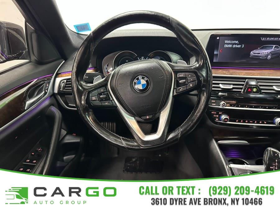 2019 BMW 5-Series 530i xDrive Sedan photo