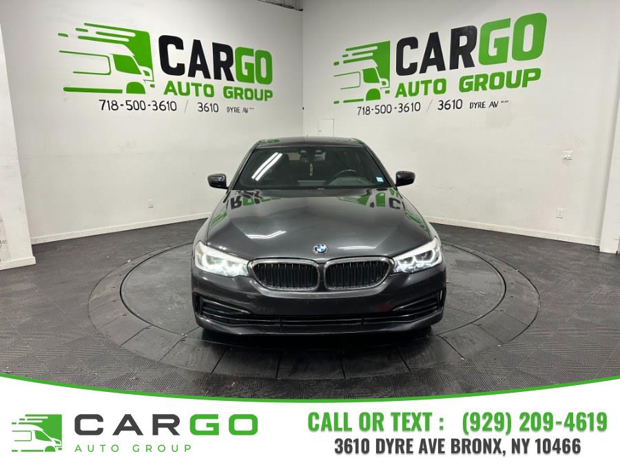 2019 BMW 5-Series 530i xDrive Sedan photo