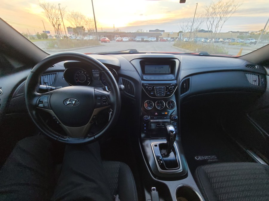 2013 Hyundai Genesis Coupe 2.0T photo
