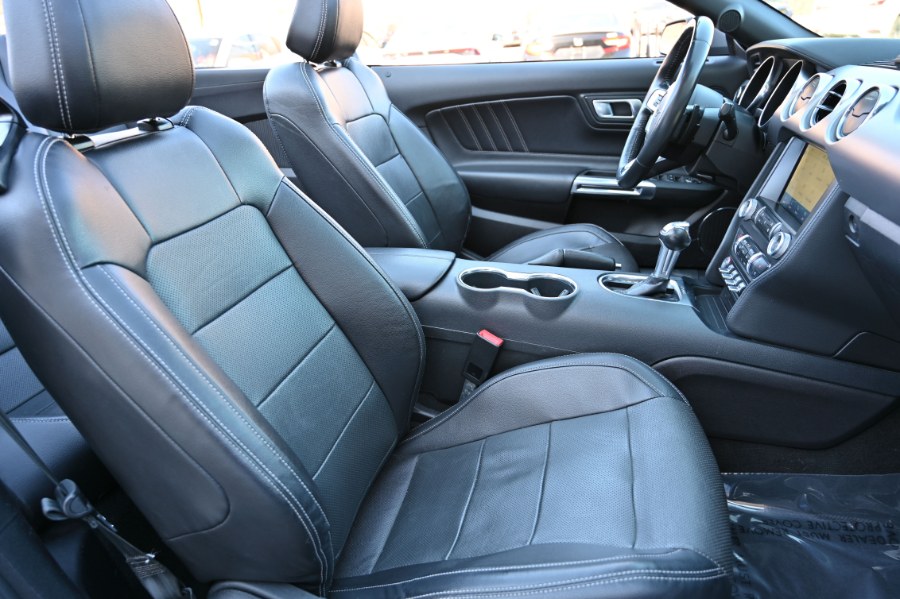 2022 Ford Mustang GT Premium Convertible photo