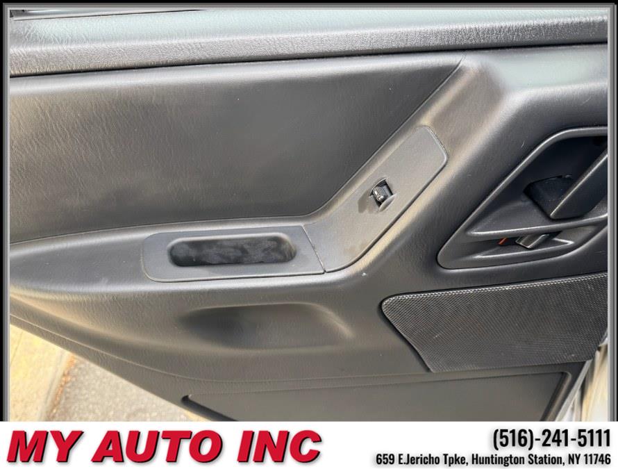 2004 Jeep Grand Cherokee Special Edition photo