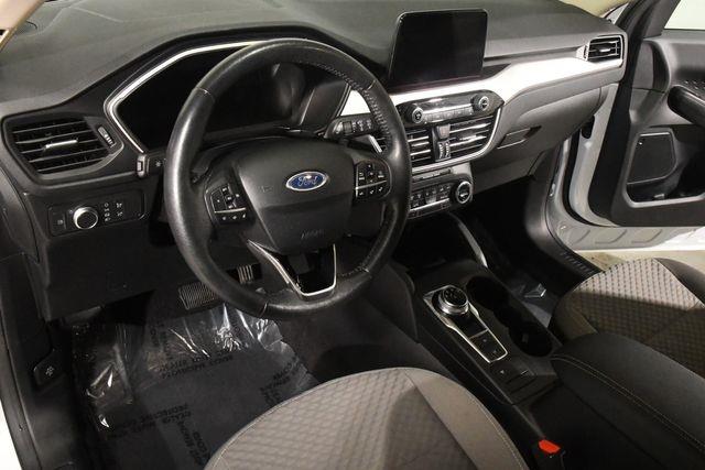 2020 Ford Escape Hybrid SE Sport photo