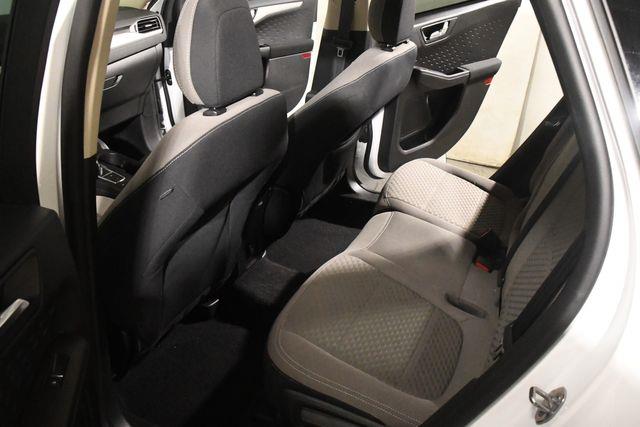 2020 Ford Escape Hybrid SE Sport photo