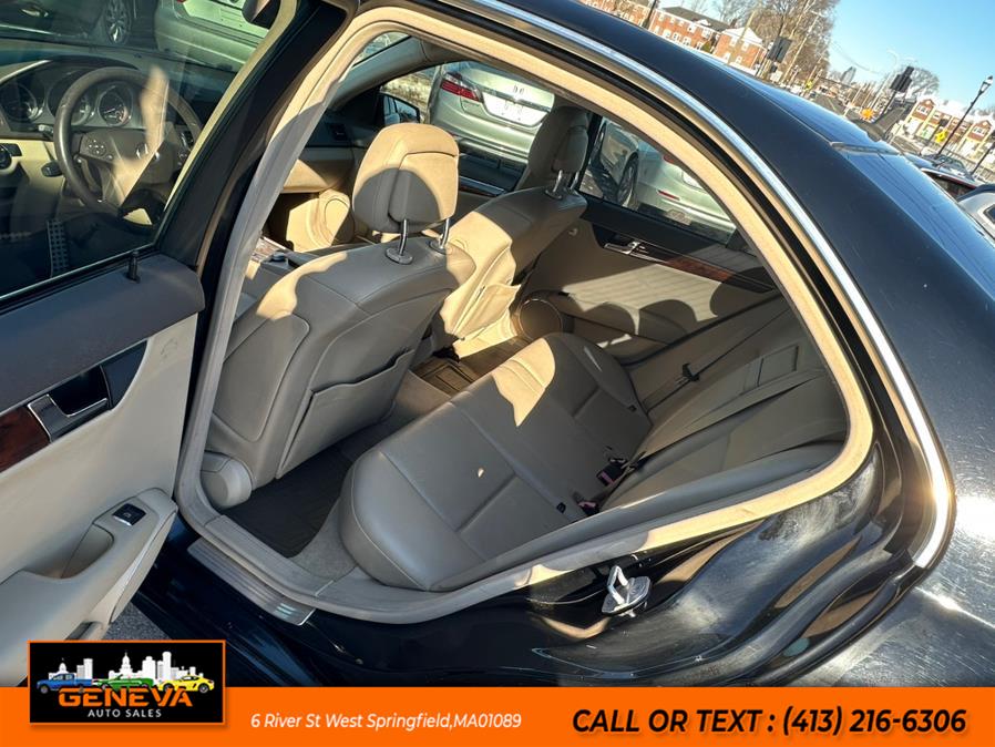 2010 Mercedes-Benz C-Class C300 Sport photo