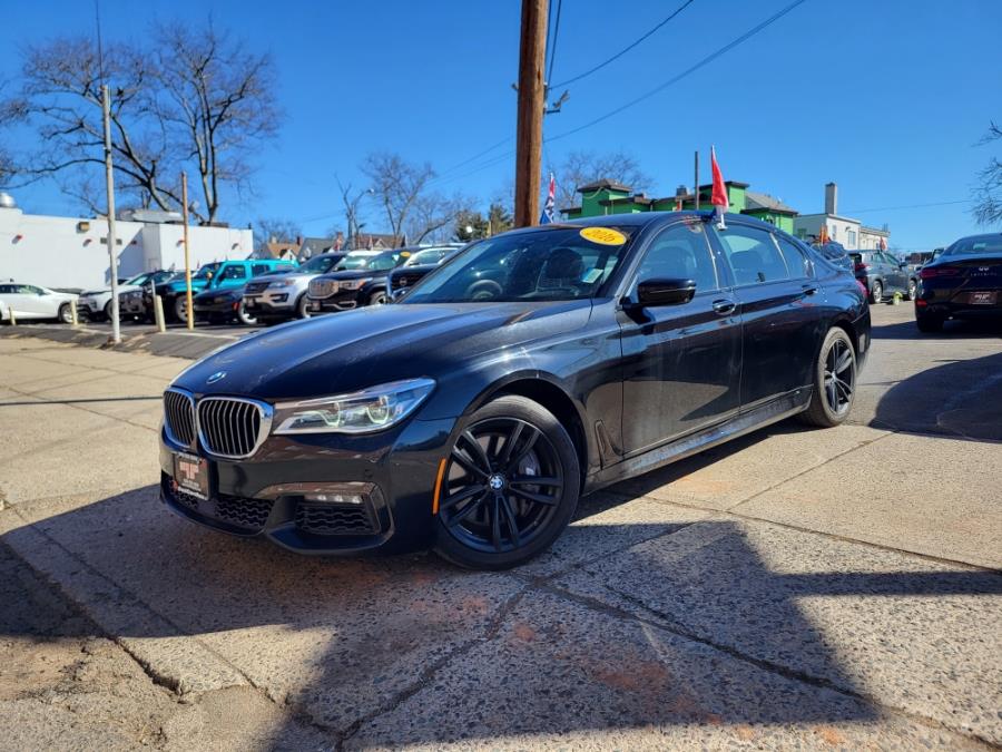 2016 BMW 7-Series 4dr Sdn 750i xDrive AWD photo