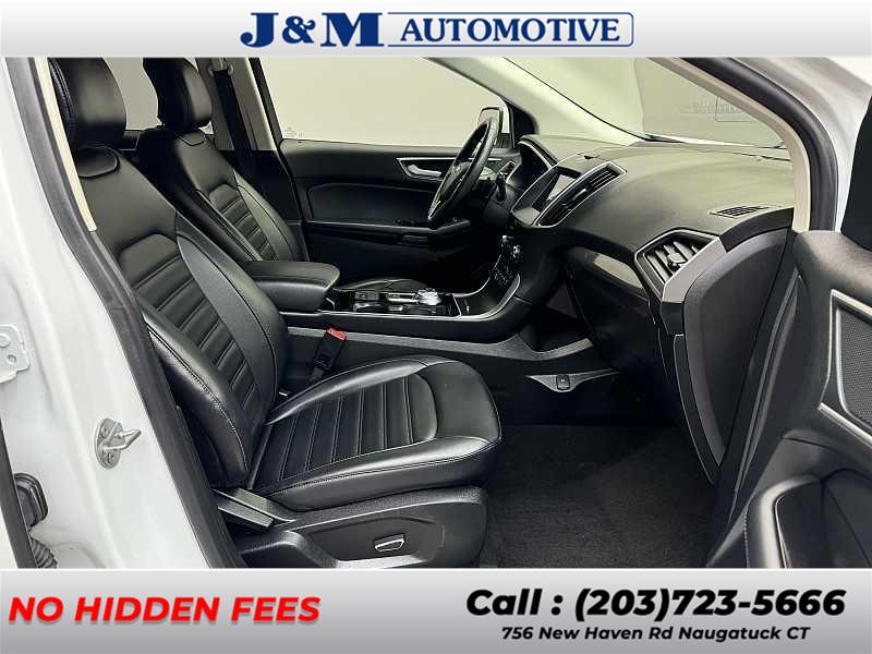 2019 Ford Edge SEL photo